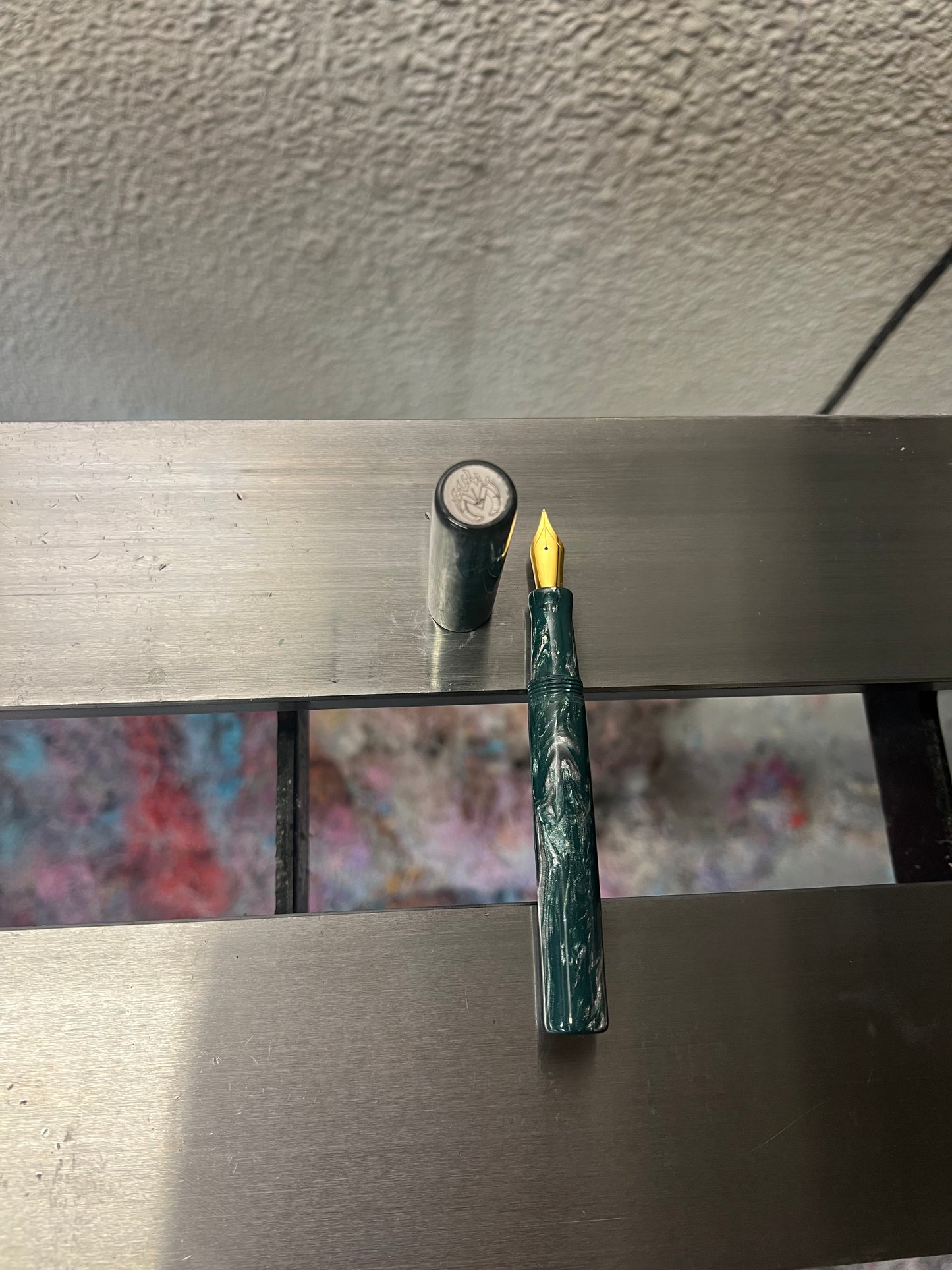 V6 Bespoke pen in Slytherin