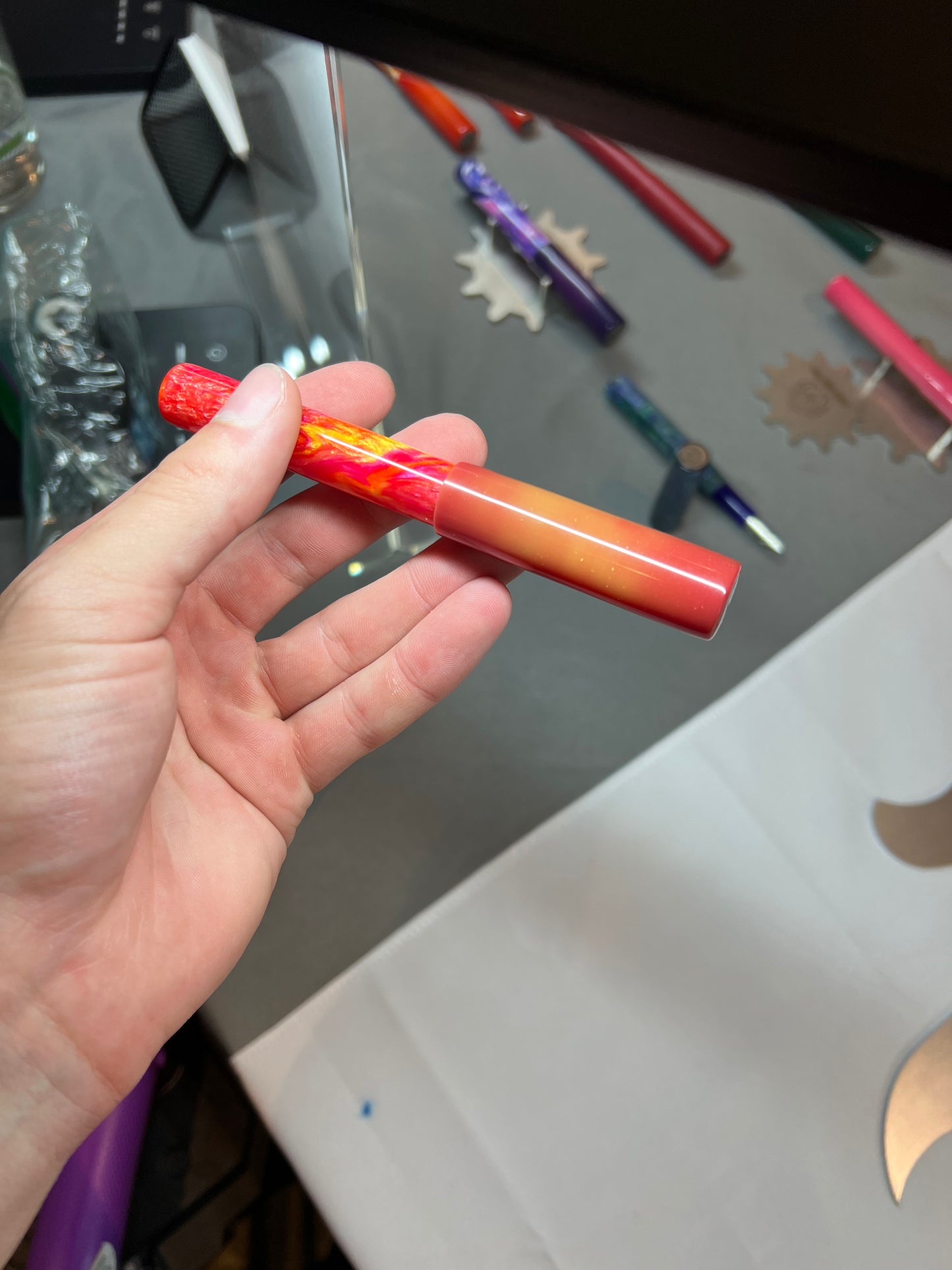 I6 Thermal Shift Pen with Betwixbetween studio resin accent